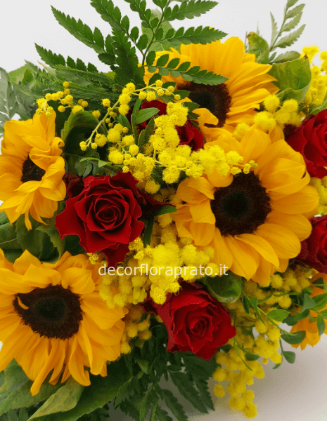 Bouquet girasole,rose e mimosa